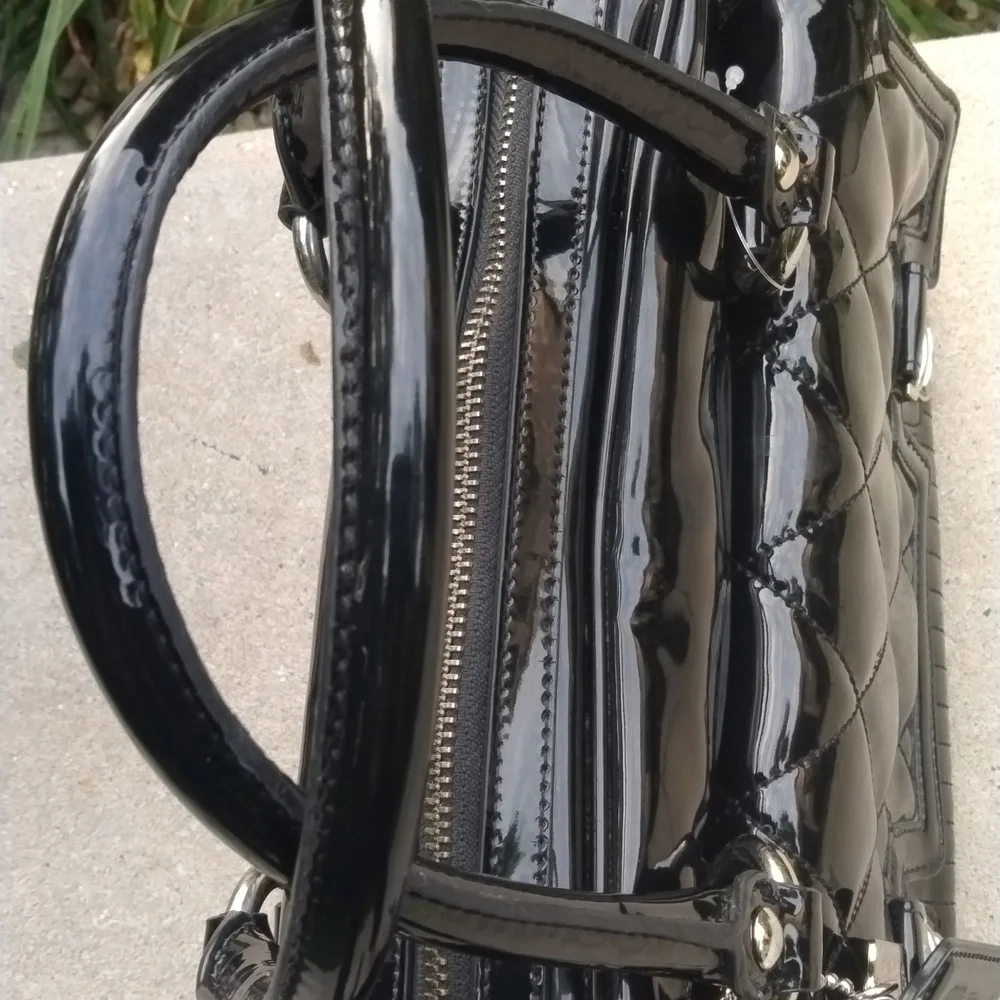 Coach Poppy Liquid Gloss Pushlock Satchel Vintage Quiet Luxury